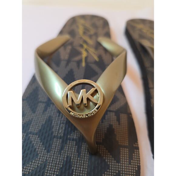 Michael Kors Gold Jet Set Logo Print Flip Flops Size 10 - Picture 5 of 11